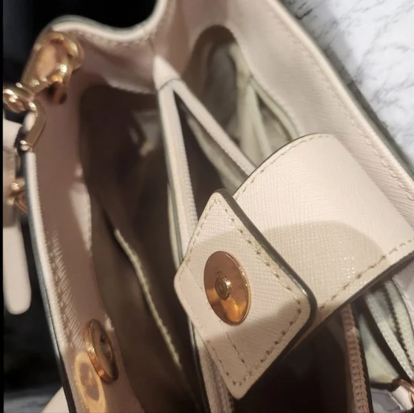 Michael Kors "Sophia" Leather Tote Crossbody NWOT - Picture 5 of 5